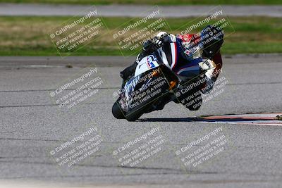 media/Jan-21-2023-Fastrack Riders (Sat) [[fcf3f88a30]]/Level 4/Session 4 Turn 6-Mountian Shot/